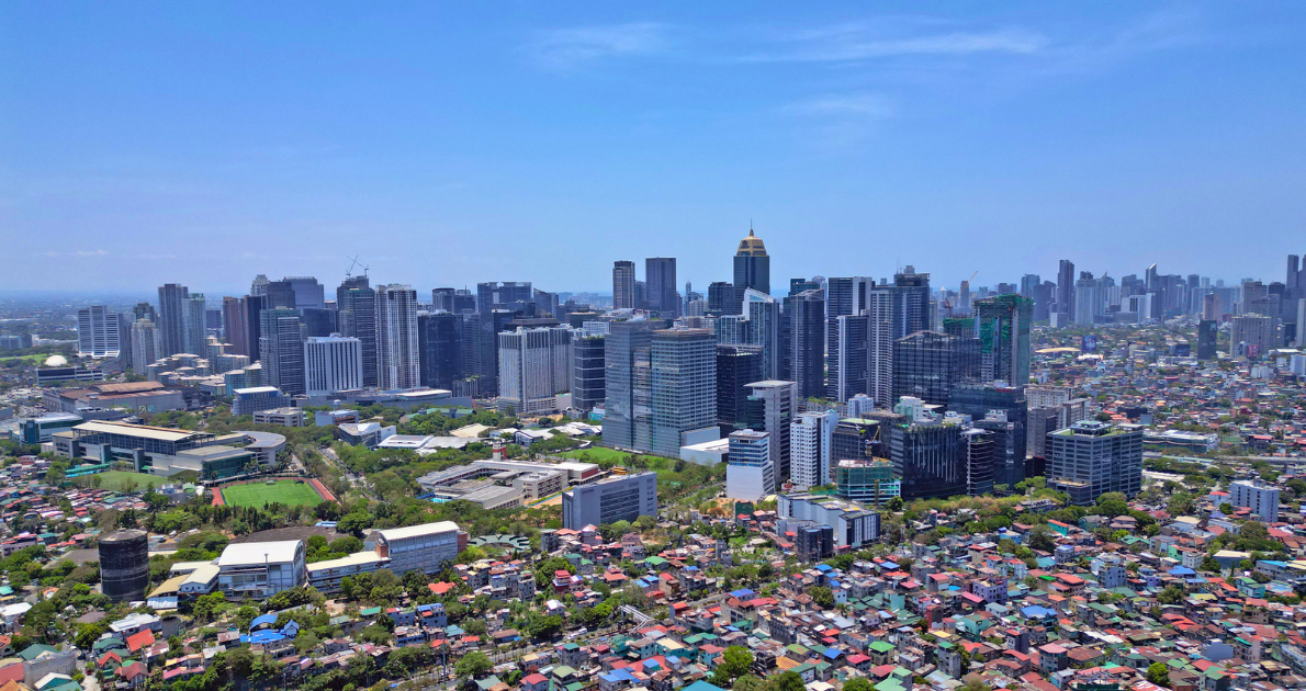 DMCI Homes celebrates topping off Allegra Garden Place's Soraya Building
