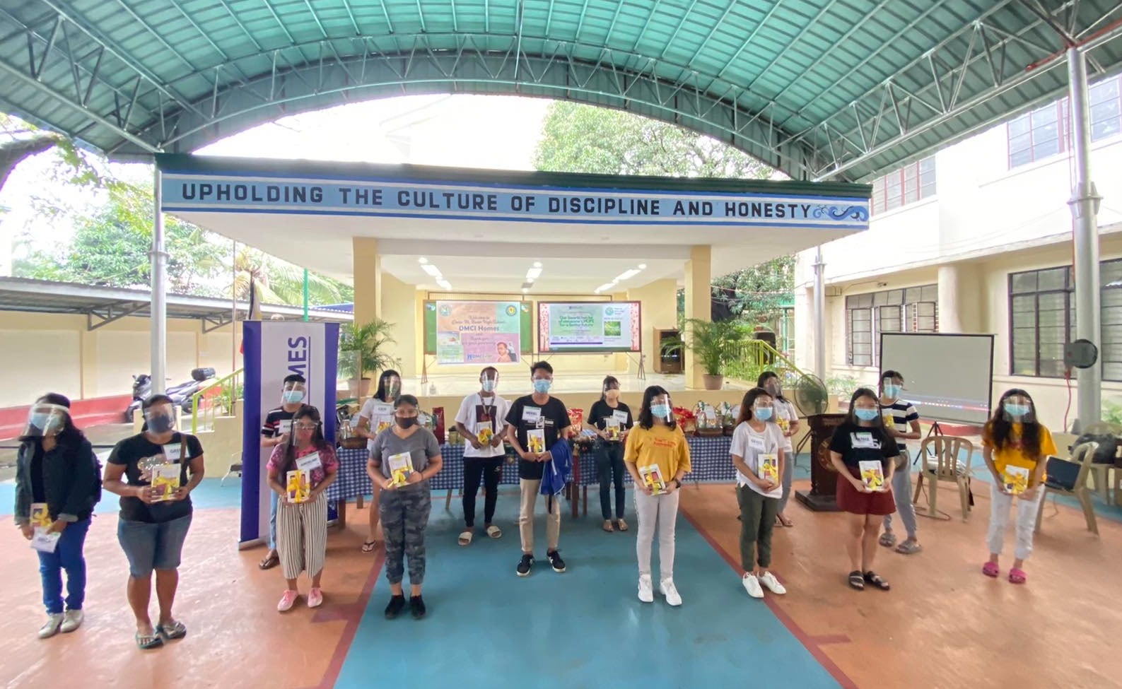 DMCI Homes condo communities spread Christmas cheer